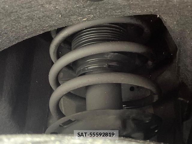 Honda VEZEL 2018-02 8814460-19