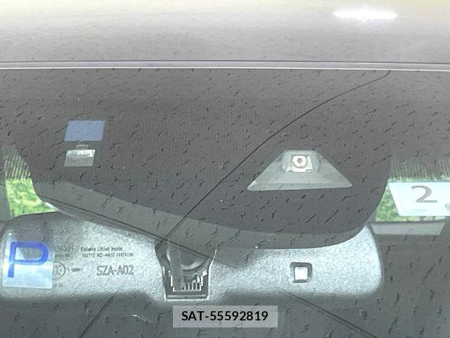 Honda VEZEL 2018-02 8814460-2