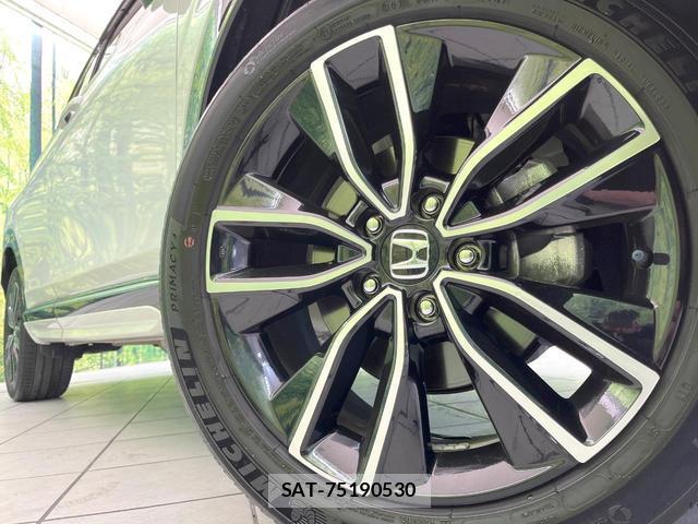 Honda VEZEL 2022-07 8814584-12
