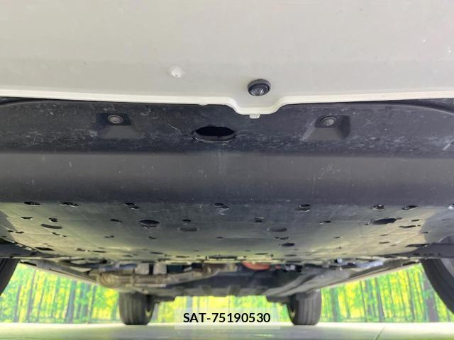 Honda VEZEL 2022-07 8814584-15