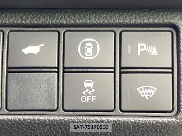 Honda VEZEL 2022-07 8814584-5