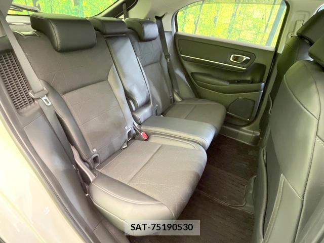 Honda VEZEL 2022-07 8814584-8