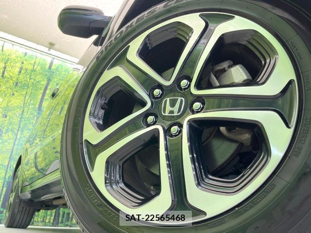 Honda VEZEL 2014-12 8814594-12