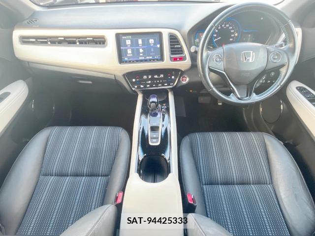 Honda VEZEL 2015-11 8814782-1