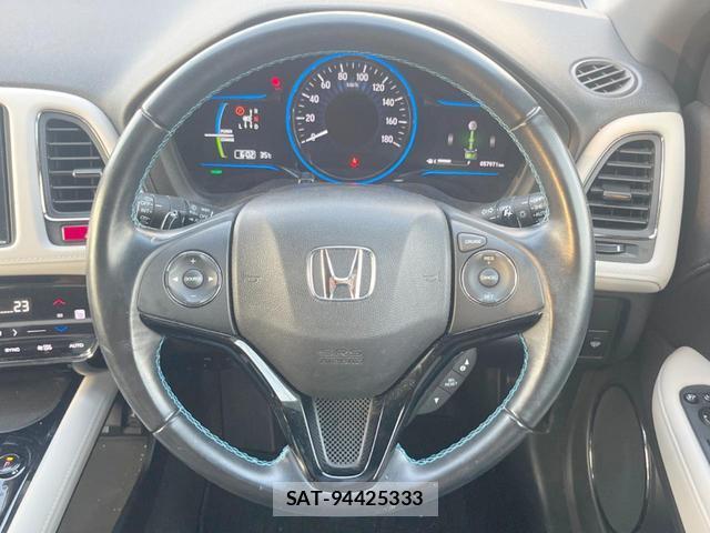 Honda VEZEL 2015-11 8814782-11