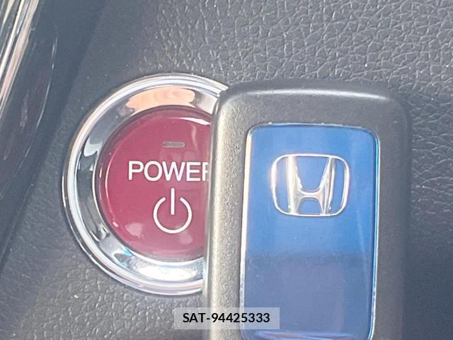 Honda VEZEL 2015-11 8814782-7
