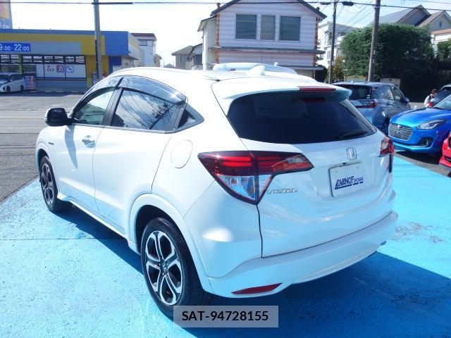 Honda VEZEL 2015-02 8815301-2