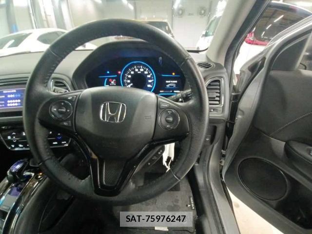 Honda VEZEL 2014-07 8815633-2