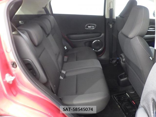 Honda VEZEL 2020-06 8815640-3
