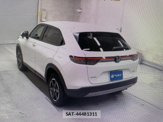 Honda VEZEL 2024-10 8815715-3