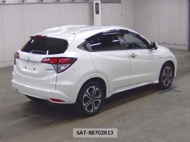 Honda VEZEL 2016-03 8815988-4