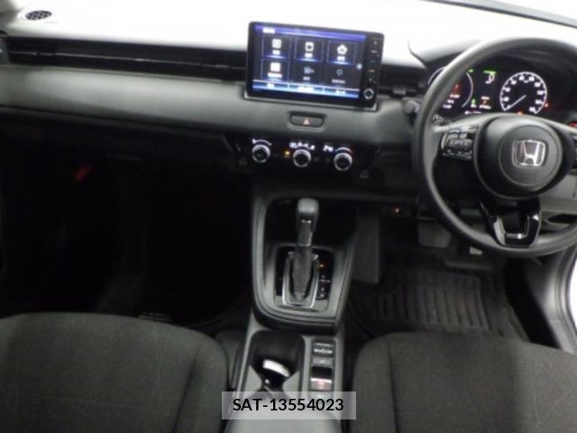 Honda VEZEL 2023-04 8816696-2