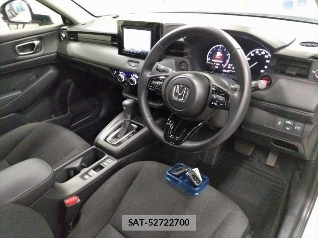 Honda VEZEL 2025-04 8816829-2
