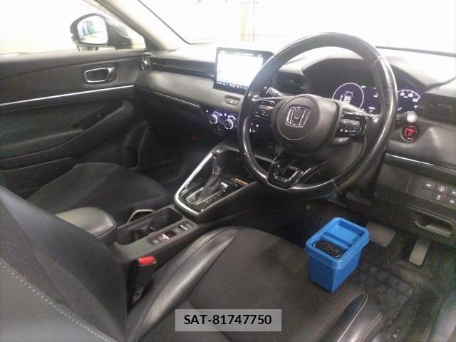 Honda VEZEL 2022-01 8816831-2