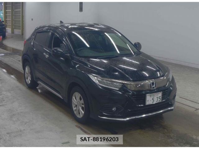 Honda VEZEL 2018-02 8816888-0