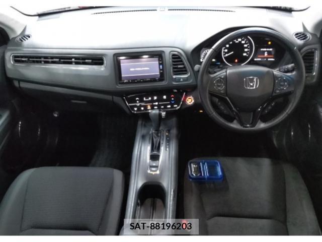 Honda VEZEL 2018-02 8816888-2