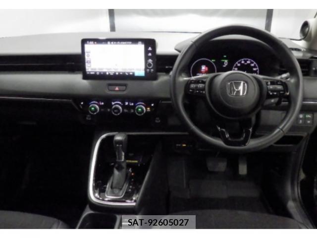 Honda VEZEL 2022-01 8816913-2