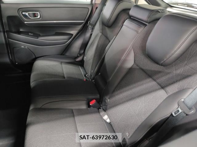 Honda VEZEL 2025-04 8817169-3