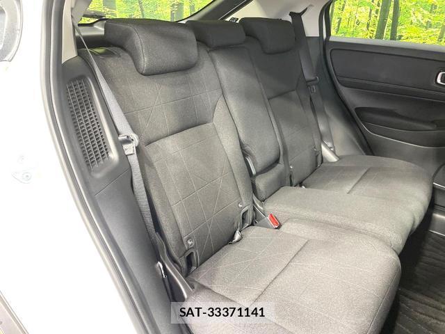 Honda VEZEL 2023-02 8817267-8