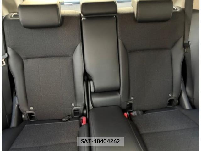 Honda VEZEL 2023-04 8817316-4