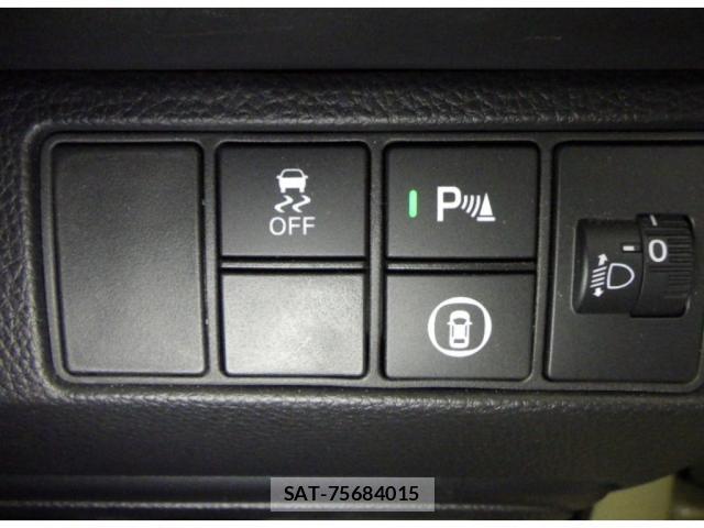 Honda VEZEL 2021-08 8817361-7