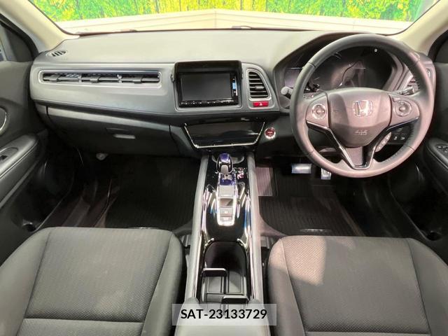 Honda VEZEL 2015-04 8817565-1