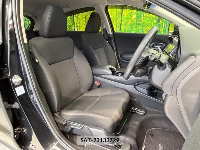 Honda VEZEL 2015-04 8817565-7