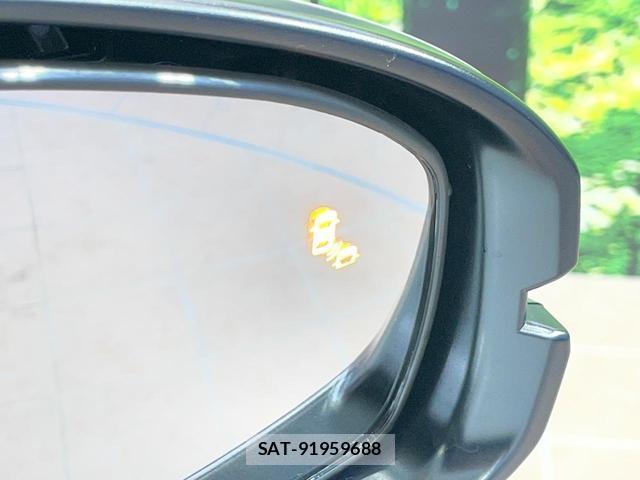 Honda VEZEL 2025-09 8817761-5