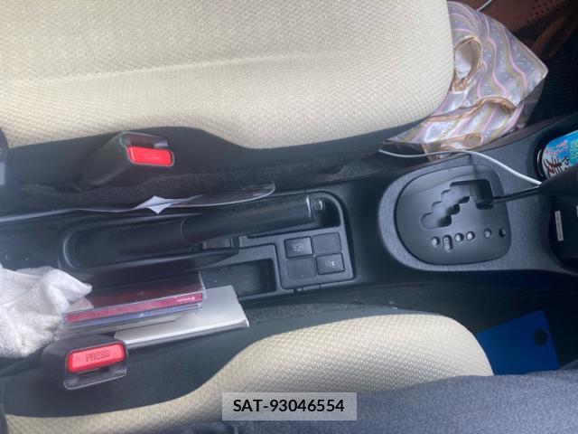 Toyota VITZ 2012-02 8812429-19