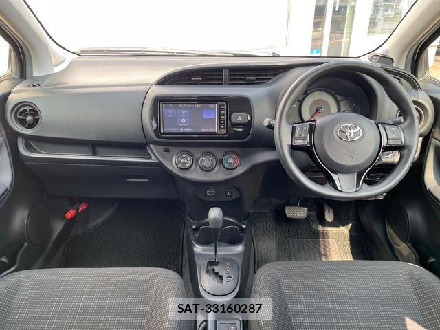 Toyota VITZ 2017-03 8813233-1
