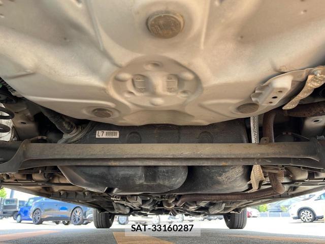 Toyota VITZ 2017-03 8813233-18