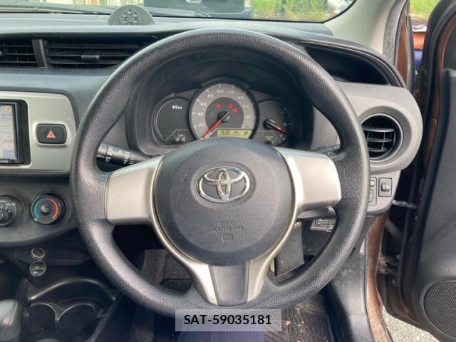 Toyota VITZ 2014-09 8813297-19