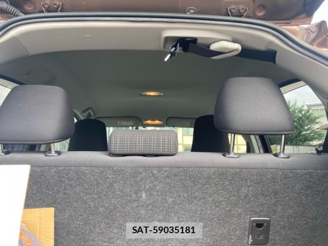 Toyota VITZ 2014-09 8813297-3