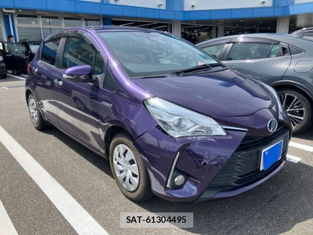Toyota VITZ 2019-08 8813477-0