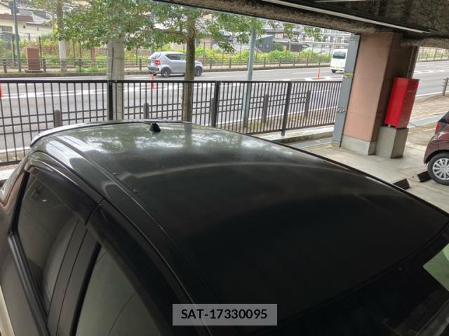 Toyota VITZ 2015-10 8813573-13