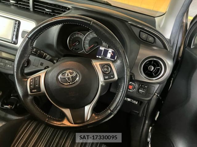 Toyota VITZ 2015-10 8813573-19