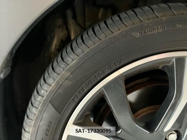 Toyota VITZ 2015-10 8813573-4