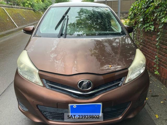 Toyota VITZ 2013-09 8813604-0