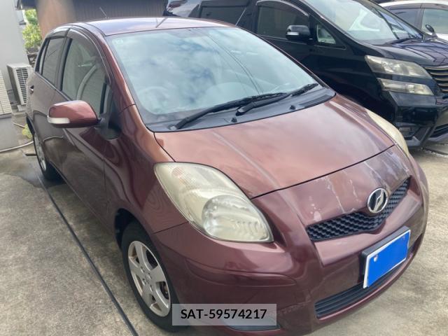 Toyota VITZ 2010-10 8814091-0