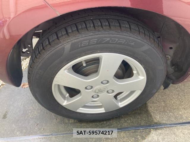 Toyota VITZ 2010-10 8814091-4