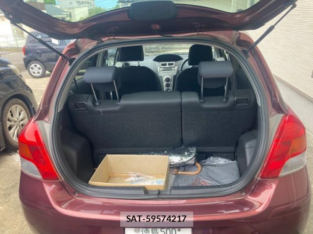 Toyota VITZ 2010-10 8814091-6