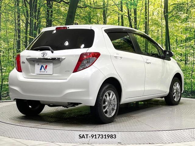 Toyota VITZ 2013-12 8814686-16