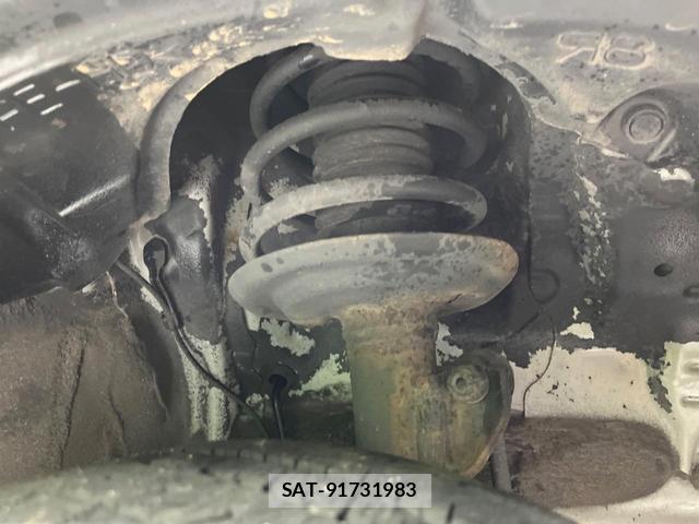 Toyota VITZ 2013-12 8814686-19