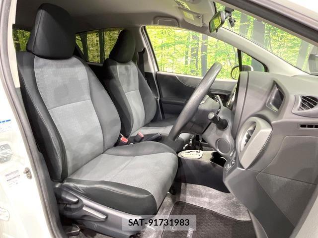 Toyota VITZ 2013-12 8814686-7