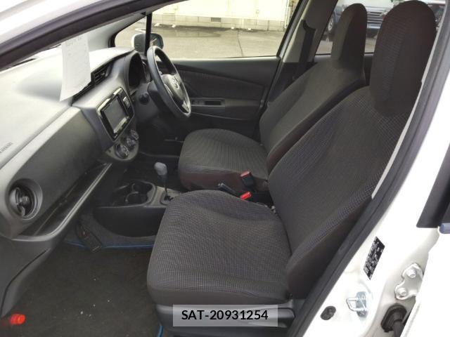 Toyota VITZ 2017-09 8815322-15