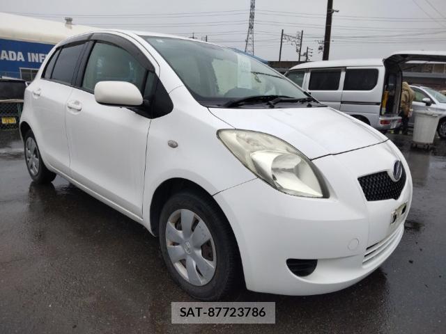 Toyota VITZ 2006-09 8815332-3