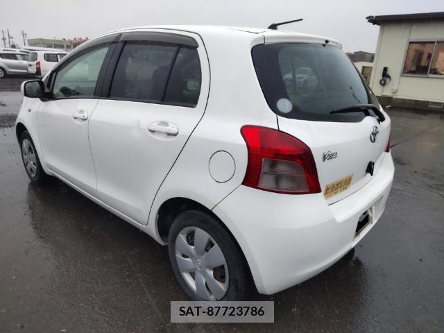 Toyota VITZ 2006-09 8815332-5