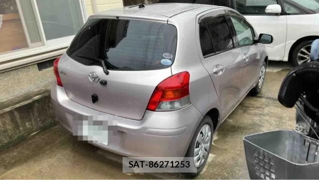 Toyota VITZ 2010-02 8815510-12