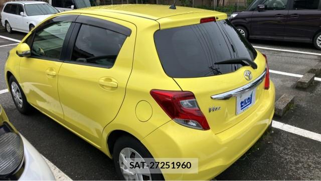 Toyota VITZ 2014-12 8815539-13