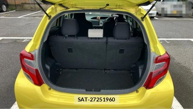 Toyota VITZ 2014-12 8815539-17